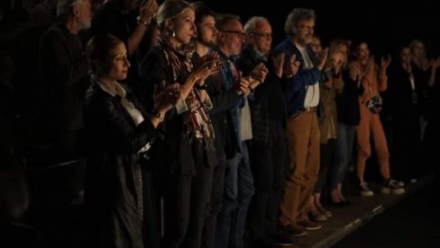 ZATVOREN „KUSTENDORF“: Uspeh ovog festivala je što vi, mladi ljudi, izvodite umetnička dela i živite umetnost ZATVOREN „KUSTENDORF“: Uspeh ovog festivala je što vi, mladi ljudi, izvodite umetnička dela i živite umetnost