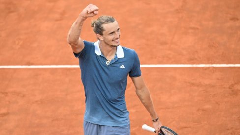 ZVEREV SE DOSTA ISTROŠIO U PRETHODNA DVA KOLA: Australijanac je lako izašao na kraj sa Medvedevom!