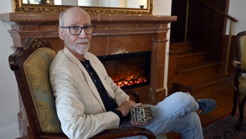 ПИСАЦ СТИВЕН ЕРИКСОН У НИШУ И БЕОГРАДУ: Епска фантастика је у корену свих прича ПИСАЦ СТИВЕН ЕРИКСОН У НИШУ И БЕОГРАДУ: Епска фантастика је у корену свих прича