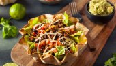 TAKO SALATA: Prepuna mesa, povrća i sa dosta sira, savršena za dobar obrok TAKO SALATA: Prepuna mesa, povrća i sa dosta sira, savršena za dobar obrok