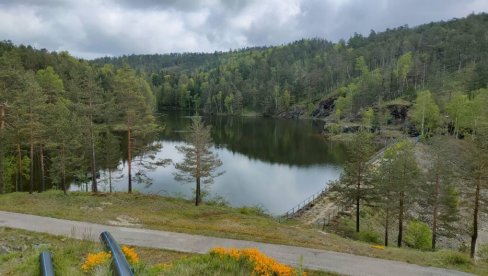 NA DIVČIBARAMA ČESME PUNE VODE: Rešen decenijski problem popularnog turističkog centra iznad Valjeva NA DIVČIBARAMA ČESME PUNE VODE: Rešen decenijski problem popularnog turističkog centra iznad Valjeva