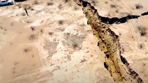 NASTAJE NOVI OKEAN: Pukotina cepa kontinent na dva dela - naučnici izmerili pokrete zemlje i dali prognoze NASTAJE NOVI OKEAN: Pukotina cepa kontinent na dva dela - naučnici izmerili pokrete zemlje i dali prognoze