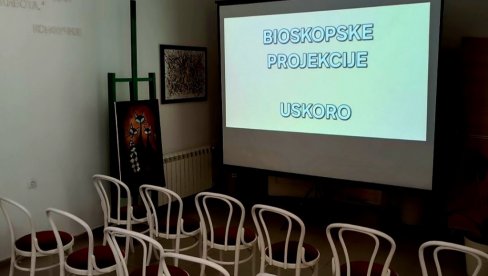 PONOVO RADI BIOSKOP: Specijalna bolnica u Vršcu pacijentima približava svakodnevni život PONOVO RADI BIOSKOP: Specijalna bolnica u Vršcu pacijentima približava svakodnevni život