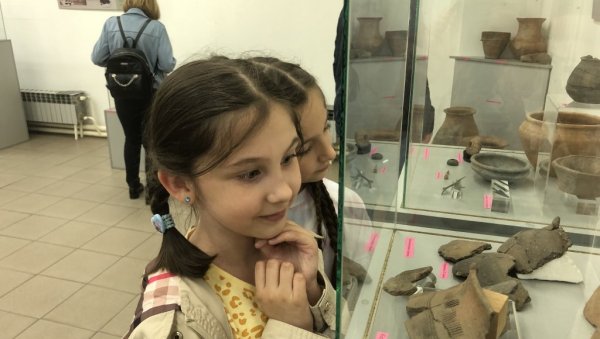 ПРОШЛОСТ ЈАГОДИНЕ KРОЗ АРХЕОЛОШKА СВЕДОЧАНСТВА: У Завичајном музеју у Јагодини ПРОШЛОСТ ЈАГОДИНЕ KРОЗ АРХЕОЛОШKА СВЕДОЧАНСТВА: У Завичајном музеју у Јагодини