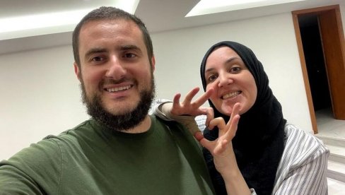 MOJA MAJKA UMEJA ABU TAHA ZUKORLIĆ Zukorlić otkrio detalje o majčinom životu - zašto je došla iz Palestine i kako je upoznala Muamera MOJA MAJKA UMEJA ABU TAHA ZUKORLIĆ Zukorlić otkrio detalje o majčinom životu - zašto je došla iz Palestine i kako je upoznala Muamera