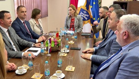 BESPREKORNA SARADNJA: Herceg Novi podržava Trebinje do titule Evropskog grada sporta BESPREKORNA SARADNJA: Herceg Novi podržava Trebinje do titule Evropskog grada sporta