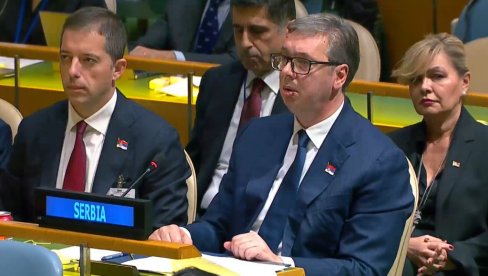 ZAŠTO STE VRŠILI PRITISAK NA DRŽAVE? Vučić sasuo Zapadu sve u lice: Jesu li to vaše evropske i demokratske vrednosti?! ZAŠTO STE VRŠILI PRITISAK NA DRŽAVE? Vučić sasuo Zapadu sve u lice: Jesu li to vaše evropske i demokratske vrednosti?!