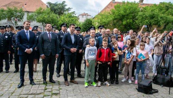КАРАВАН КРЕНУО ИЗ СОМБОРА: Почела нова акција безбедности саобраћаја КАРАВАН КРЕНУО ИЗ СОМБОРА: Почела нова акција безбедности саобраћаја