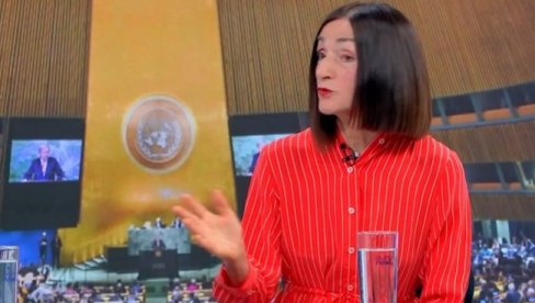 SMAJLOVIĆ O BORBI VUČIĆA U GS UN: Ja nikada nisam videla da on ovako za nešto gine (VIDEO) SMAJLOVIĆ O BORBI VUČIĆA U GS UN: Ja nikada nisam videla da on ovako za nešto gine (VIDEO)