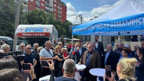 PALMA: Rezoluciju o Srebrenici predložila Nemačka koja je genetski genocidna (FOTO) PALMA: Rezoluciju o Srebrenici predložila Nemačka koja je genetski genocidna (FOTO)