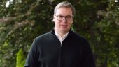 KAD BI STALE ŽENE, SVE BI STALO: Predsednik Vučić poslao snažnu poruku damama (VIDEO) KAD BI STALE ŽENE, SVE BI STALO: Predsednik Vučić poslao snažnu poruku damama (VIDEO)