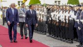 MAKRON ZAPOČEO POSETU NEMAČKOJ: Prva poseta predsednika Francuske posle 24 godina MAKRON ZAPOČEO POSETU NEMAČKOJ: Prva poseta predsednika Francuske posle 24 godina