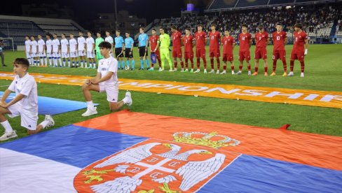 ORLIĆI SU ČUDO! Srbija u polufinalu Evropskog prvenstva za kadete (VIDEO) ORLIĆI SU ČUDO! Srbija u polufinalu Evropskog prvenstva za kadete (VIDEO)