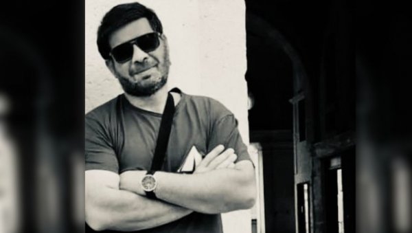 ЂОРЂА НА СМРТ ПРЕТУКЛИ ЗБОГ ДЕЧЈЕ ЛОПТЕ? Шок и неверица у београдском насељу Браће Јерковић ЂОРЂА НА СМРТ ПРЕТУКЛИ ЗБОГ ДЕЧЈЕ ЛОПТЕ? Шок и неверица у београдском насељу Браће Јерковић