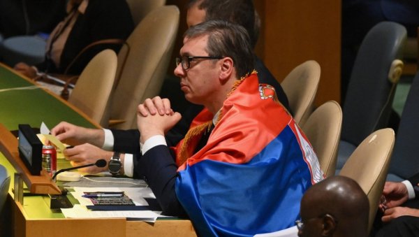 ПРВИ ПУТ НАКОН СЕДНИЦЕ У УН ВУЧИЋ ОТКРИО: Надао сам се да ће они бити уздржани, веровао сам до 5 минута пред седницу ПРВИ ПУТ НАКОН СЕДНИЦЕ У УН ВУЧИЋ ОТКРИО: Надао сам се да ће они бити уздржани, веровао сам до 5 минута пред седницу