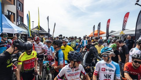 TUR DE FRUŠKA: Održana četvrta po redu sportska manifestacija na Fruškoj Gori TUR DE FRUŠKA: Održana četvrta po redu sportska manifestacija na Fruškoj Gori
