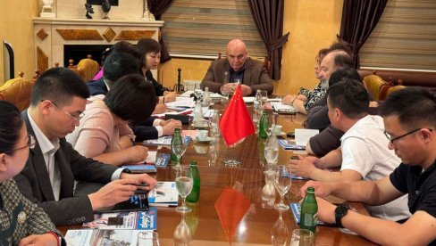 KINESKA DELEGACIJA U JAGODINI: Palma dogovorio saradnju sa gradom Zibo KINESKA DELEGACIJA U JAGODINI: Palma dogovorio saradnju sa gradom Zibo