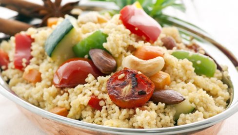 IDEJA ZA RUČAK: Spremite vegetarijanski stir fraj IDEJA ZA RUČAK: Spremite vegetarijanski stir fraj