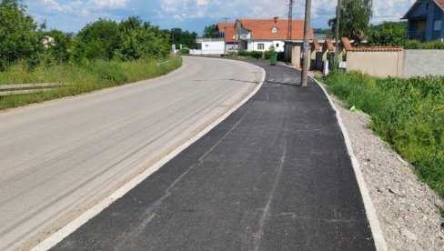 БЕЗБЕДНИЈИ И ЛЕПШИ УЛАЗАК У ГРАД: Уређени тротоари на путу за Бојник БЕЗБЕДНИЈИ И ЛЕПШИ УЛАЗАК У ГРАД: Уређени тротоари на путу за Бојник
