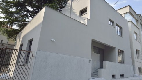 ZLOKOVIĆ KAO UZOR: Izložbom Vila Prendić - novi pogled, novo trajanje biće otvorena 19. Bina ZLOKOVIĆ KAO UZOR: Izložbom Vila Prendić - novi pogled, novo trajanje biće otvorena 19. Bina