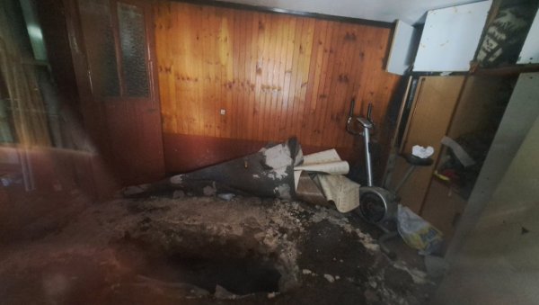 ГОВОРИО ДА ЈЕ У СТАРАЧКОМ ДОМУ: Ево где је Земунац у кући покопао преминулог оца (ФОТО) ГОВОРИО ДА ЈЕ У СТАРАЧКОМ ДОМУ: Ево где је Земунац у кући покопао преминулог оца (ФОТО)
