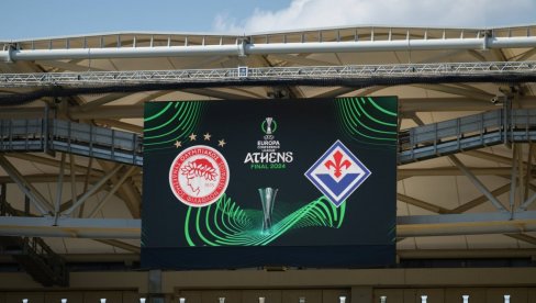 SPEKTAKL U ATINI: Olimpijakos bi da ispiše istoriju, viola da prekine post bez trofeja dug 23 godine! SPEKTAKL U ATINI: Olimpijakos bi da ispiše istoriju, viola da prekine post bez trofeja dug 23 godine!