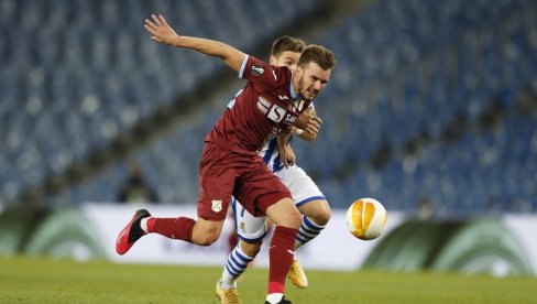 TSC POJAČAVA ODBRANU ZA EVROPU: Bivši igrač Dinama stigao u Superligu TSC POJAČAVA ODBRANU ZA EVROPU: Bivši igrač Dinama stigao u Superligu
