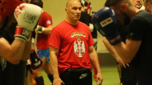 NAPAD NA MEDALJE: Kik-bokseri Srbije na Balkanskom šampionatu u Baru NAPAD NA MEDALJE: Kik-bokseri Srbije na Balkanskom šampionatu u Baru