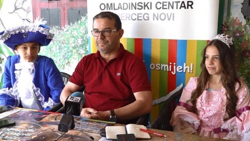 HERCEG NOVI U RUKAMA DECE: Mališani iz Crne Gore i regiona na dečijem karnevalu HERCEG NOVI U RUKAMA DECE: Mališani iz Crne Gore i regiona na dečijem karnevalu