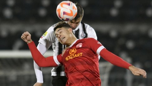 KAKVA BOMBA SA OSTRVA! Zvezdin đak i potencijalno pojačanje Partizana na meti Arsenala KAKVA BOMBA SA OSTRVA! Zvezdin đak i potencijalno pojačanje Partizana na meti Arsenala