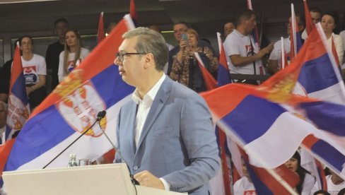 PROSEČNA PLATA 1.400, PENZIJA 650 EVRA U NIŠU DO 2027 GODINE: Vučić - Samo je nebo granica, za to je potrebno da radimo vredno