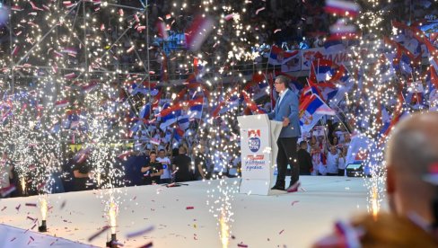 SPEKTAKL ZA KRAJ: Baloni, vatromet i Vučićeve moćne poruke na mitingu u Čairu (VIDEO) SPEKTAKL ZA KRAJ: Baloni, vatromet i Vučićeve moćne poruke na mitingu u Čairu (VIDEO)