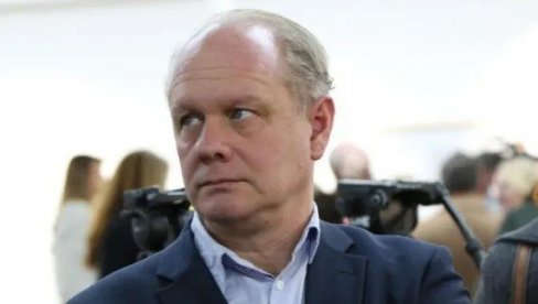 GLAS ZA LISTU OKO SNS JE GLAS ZA MOSTOVE: Panaotović o izboru pred Novosađanima GLAS ZA LISTU OKO SNS JE GLAS ZA MOSTOVE: Panaotović o izboru pred Novosađanima