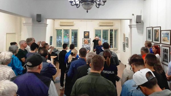 РЕВИЈАЛНА ИЗЛОЖБА ФКК „ПАРАЋИН“: Фотографи обележили пола века рада (ФОТО) РЕВИЈАЛНА ИЗЛОЖБА ФКК „ПАРАЋИН“: Фотографи обележили пола века рада (ФОТО)