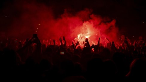 GORELO U MADRIDU: Ovako se slavila Realova 15. titula u Ligi šampiona (FOTO/VIDEO) GORELO U MADRIDU: Ovako se slavila Realova 15. titula u Ligi šampiona (FOTO/VIDEO)