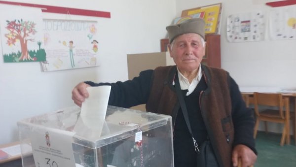 ПОНОВО ГЛАСАЈУ У НИШУ И БУЈАНОВЦУ: Изборни процес се приводи крају, до краја недеље се могу очекивати коначни резултати у већини општина ПОНОВО ГЛАСАЈУ У НИШУ И БУЈАНОВЦУ: Изборни процес се приводи крају, до краја недеље се могу очекивати коначни резултати у већини општина