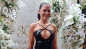 ЈУБИЛАРНИ ДИВАН ДАН: Александра Младеновић прославила свој 30. рођендан (ФОТО) ЈУБИЛАРНИ ДИВАН ДАН: Александра Младеновић прославила свој 30. рођендан (ФОТО)