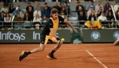 ŠOKIRAN SAM, NOVAK TO NIKADA NE RADI: Cicipas nije mogao da poveruje da Đokovića nema u Parizu (VIDEO) ŠOKIRAN SAM, NOVAK TO NIKADA NE RADI: Cicipas nije mogao da poveruje da Đokovića nema u Parizu (VIDEO)