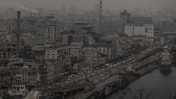 УКРАЈИНСКИ МЕДИЈИ: У хотелу у Кијеву пронађено тело аташеа амбасаде САД УКРАЈИНСКИ МЕДИЈИ: У хотелу у Кијеву пронађено тело аташеа амбасаде САД