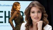 U PODMAKLOJ TRUDNOĆI I BEZ TRUNKE ŠMINKE: Tamara pozirala u bikiniju(FOTO) U PODMAKLOJ TRUDNOĆI I BEZ TRUNKE ŠMINKE: Tamara pozirala u bikiniju(FOTO)