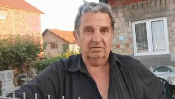 ОСТАО САМ СА ЊИМ ДОК ПОЛИЦИЈА НИЈЕ СТИГЛА: Комшија за Новости открио шта му је Алекса рекао након злочина (ВИДЕО) ОСТАО САМ СА ЊИМ ДОК ПОЛИЦИЈА НИЈЕ СТИГЛА: Комшија за Новости открио шта му је Алекса рекао након злочина (ВИДЕО)