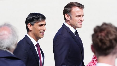 BRITANSKI PREMIJER ŠOKIRAO POTEZOM NA CEREMONIJI DANA D: Sada se izvinio svima - To je bila greška BRITANSKI PREMIJER ŠOKIRAO POTEZOM NA CEREMONIJI DANA D: Sada se izvinio svima - To je bila greška