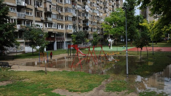 НОВИ САД СПРЕМАН ЗА СЛУЧАЈ ЛЕТЊИХ ЕЛЕМЕНТАРНИХ НЕПОГОДА: Градски штаб за ванредне ситуације усвојио план активности НОВИ САД СПРЕМАН ЗА СЛУЧАЈ ЛЕТЊИХ ЕЛЕМЕНТАРНИХ НЕПОГОДА: Градски штаб за ванредне ситуације усвојио план активности