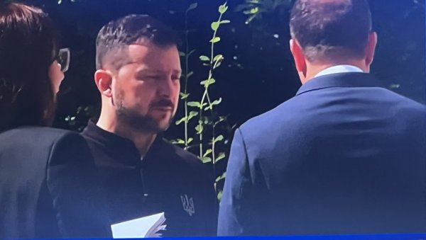 СКЛАПАЈУ СЕЗАРЕ У УКРАЈИНИ: Француско-немачки топ прозводиће се на територији коју контролише Кијев СКЛАПАЈУ СЕЗАРЕ У УКРАЈИНИ: Француско-немачки топ прозводиће се на територији коју контролише Кијев