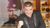 ВОЈВОДА ДАО БАЈИ ЧЕК: Рекао да пише колико жели новца, а онда се Момчило Ђујић изненадио ВОЈВОДА ДАО БАЈИ ЧЕК: Рекао да пише колико жели новца, а онда се Момчило Ђујић изненадио