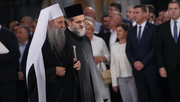 ВАЖНЕ ПОРУКЕ ПАТРИЈАРХА ПОРФИРИЈА НА МОЛЕБАНУ: Ове речи су обележиле почетак Свесрпског сабора у Храму Светог Саве ВАЖНЕ ПОРУКЕ ПАТРИЈАРХА ПОРФИРИЈА НА МОЛЕБАНУ: Ове речи су обележиле почетак Свесрпског сабора у Храму Светог Саве