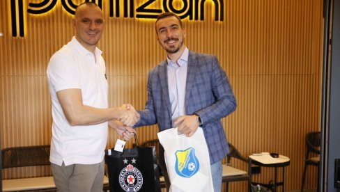 SRBIJA I SRPSKA! Potpisan sporazum o saradnji FK Partizan i FK Rudar Prijedor (FOTO) SRBIJA I SRPSKA! Potpisan sporazum o saradnji FK Partizan i FK Rudar Prijedor (FOTO)