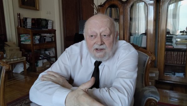 РЕЧ „СРПСКИ“ ЈЕ СИНОНИМ ЗА ПРАВОСЛАВЉЕ НА БАЛКАНУ: Интервју - проф. др Александар Наумов, слависта из Пољске РЕЧ „СРПСКИ“ ЈЕ СИНОНИМ ЗА ПРАВОСЛАВЉЕ НА БАЛКАНУ: Интервју - проф. др Александар Наумов, слависта из Пољске