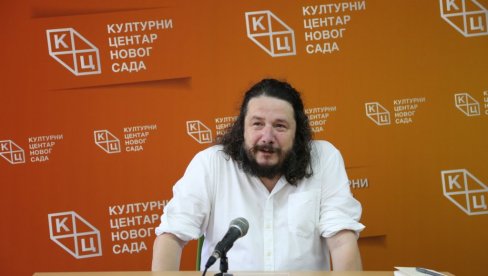 ЖЕНА МОДРИХ УСАНА : Мухарем Баздуљ о поетској збирци Ане Ахматове (ВИДЕО) ЖЕНА МОДРИХ УСАНА : Мухарем Баздуљ о поетској збирци Ане Ахматове (ВИДЕО)