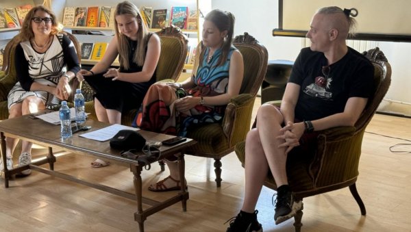 ОД ФИЛОЗИФИЈЕ И ЏЕЗА, ДО ОПШТЕ КУЛТУРЕ: Радионице зрењанинских гимназијалаца у Градској библиотеци ОД ФИЛОЗИФИЈЕ И ЏЕЗА, ДО ОПШТЕ КУЛТУРЕ: Радионице зрењанинских гимназијалаца у Градској библиотеци